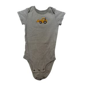 Carter’s onesie size 6M